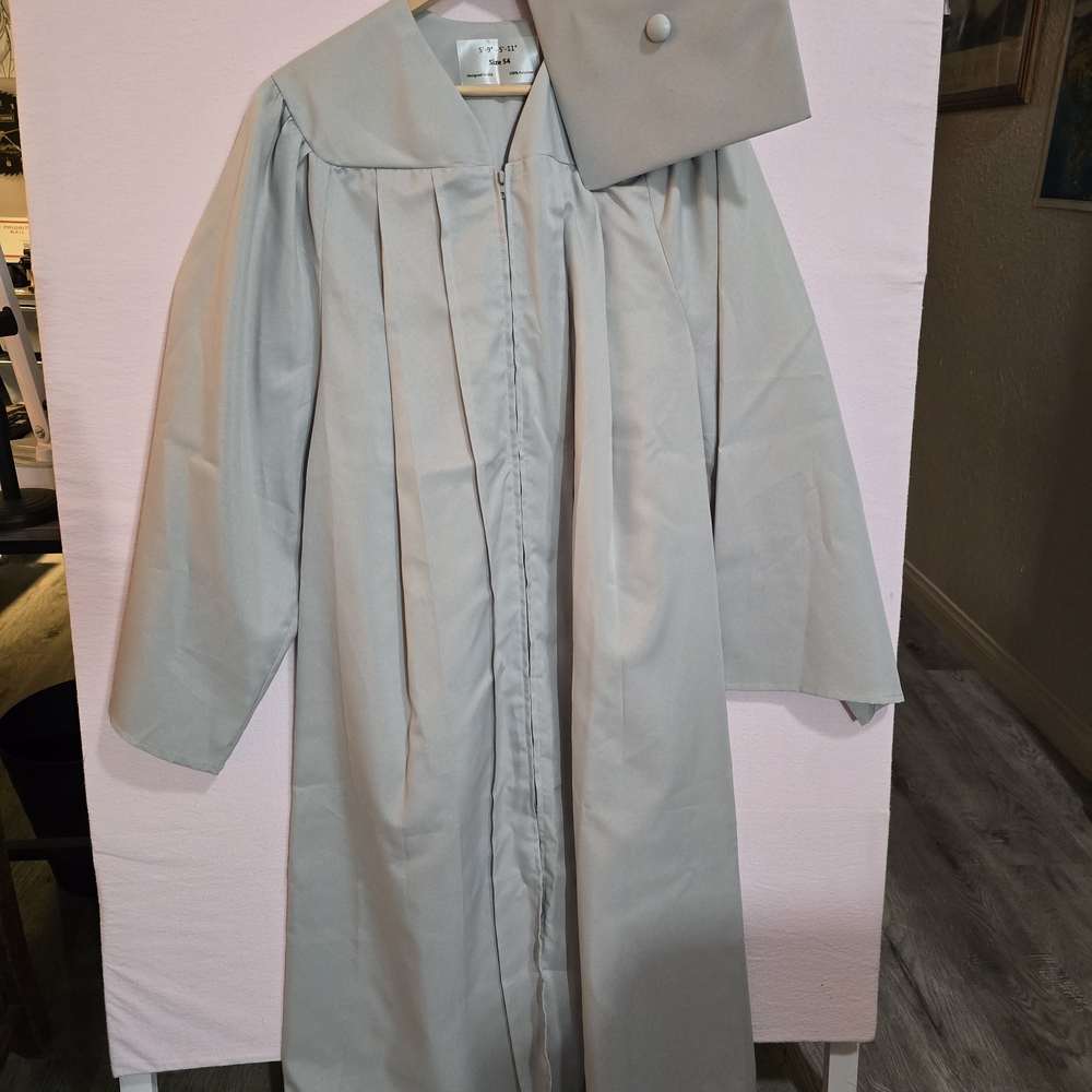 Silver Matte Graduation Cap Gown and Tassel - Size 54 5'9" to 5'11"
